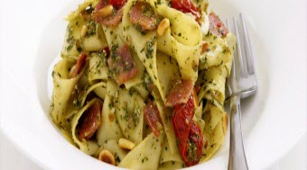 Pappardelle With Pesto And Semi-Dried Tomatoes